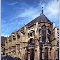 Soissons, Kathedrale, Chor, Blick von SO,  Foto Heinz Theuerkauf_ShiftN.jpg